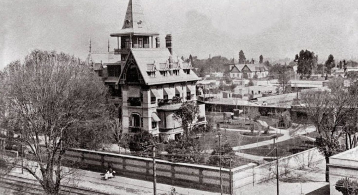 El Colegio Madrid en dos castillos de Mixcoac*