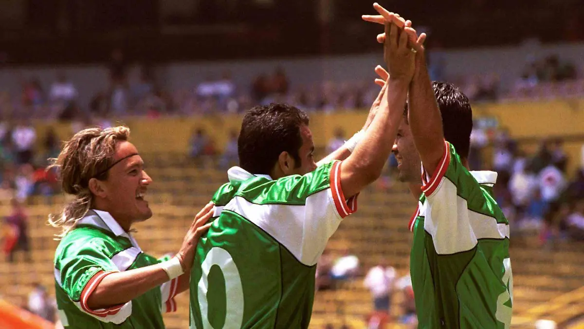 SALDOS Y NOVEDADES / El jugador número 23
