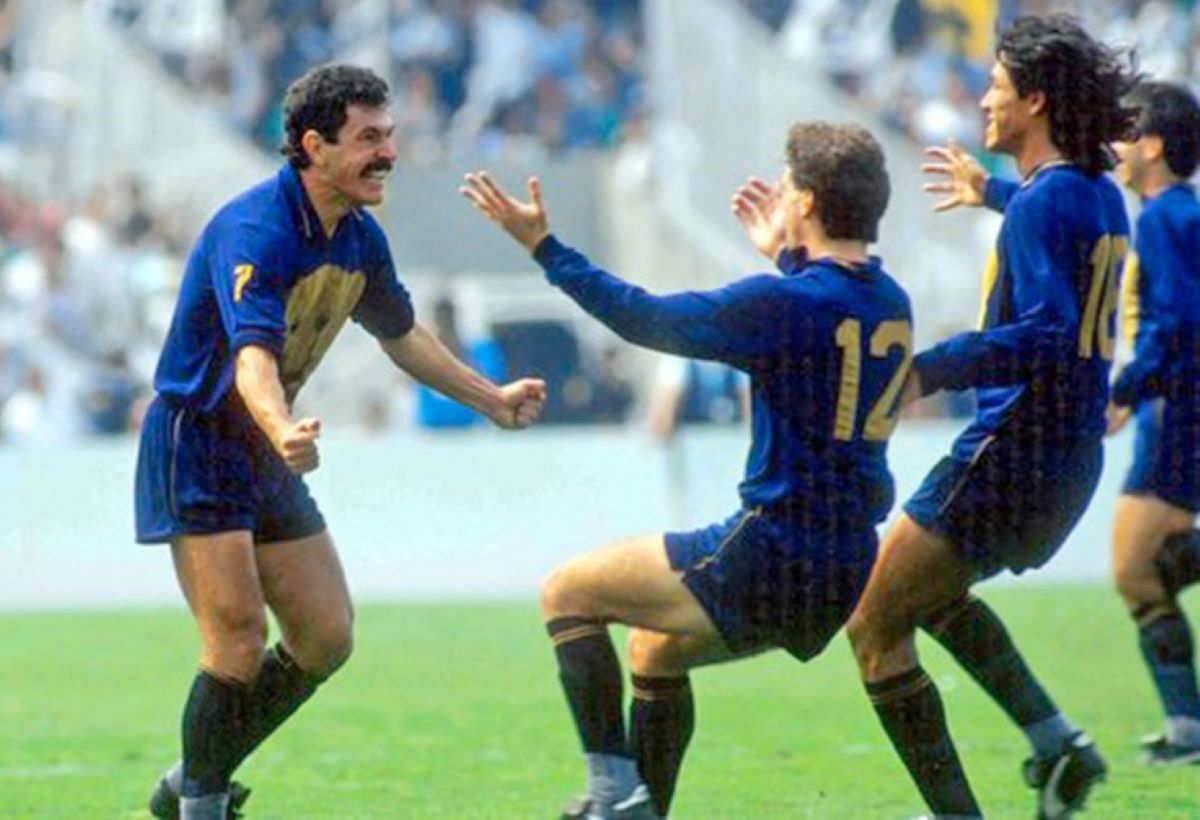 La casa ‘azul y oro’